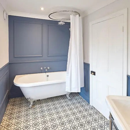 Host & - Randolph House Ferienhaus
